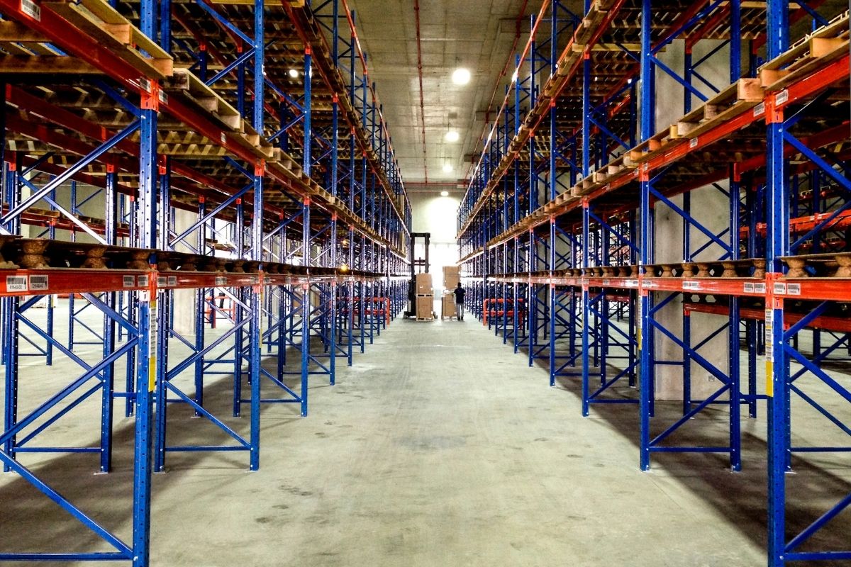 pallet racking installation services from sadr